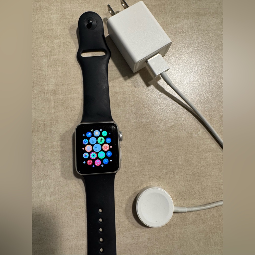 Series 3 Apple Watch 38 mm